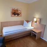 Zum Schwanen Garni
