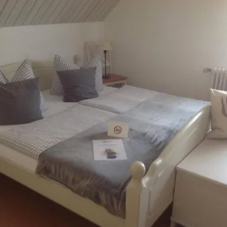 Fogadó Zum Schwanen Garni 2*