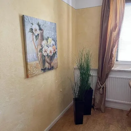 Zum Schwanen Garni Fogadó Buggingen